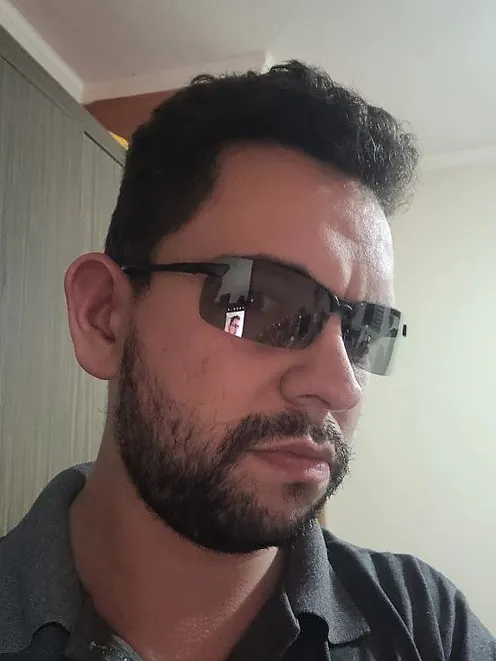 Alt Image